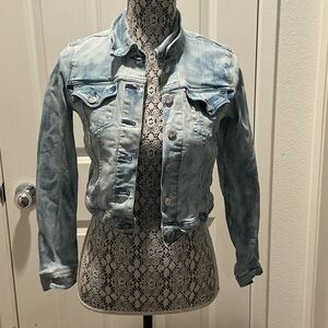 Chic Levis Acid Wash Crop Denim Jacket EUC